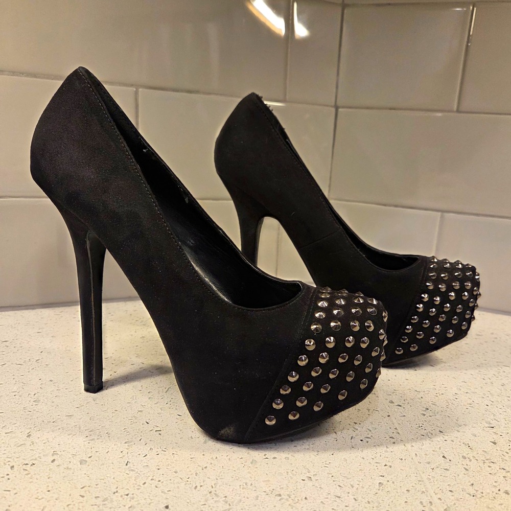 Breckelle's Black Suede Studded Spike Platform Stiletto Pumps Heels Size 9